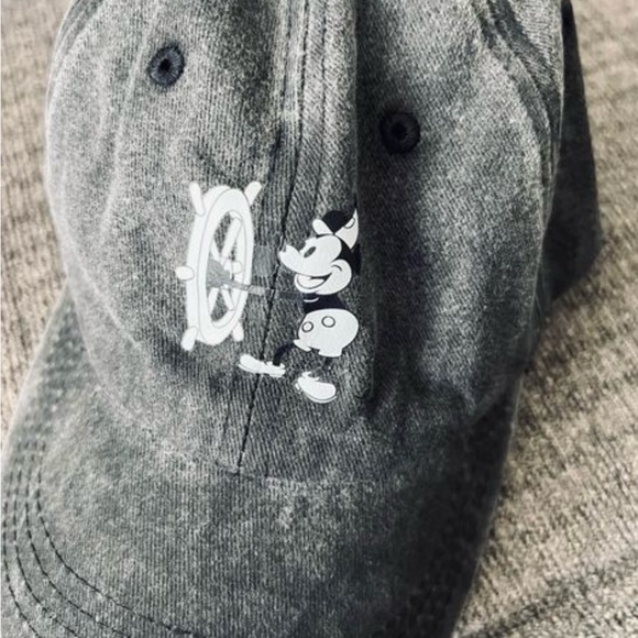 Black KID’s Steamboat Willie Mickey Adjustable Distressed Baseball Cap Ages 6-13 - Picture 4 of 8